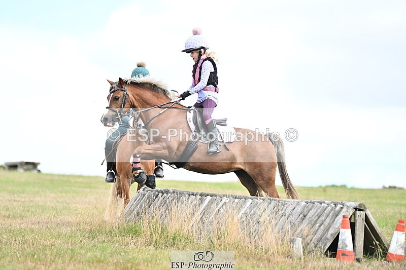 250821B-113154-00318 - Group C - Laraine