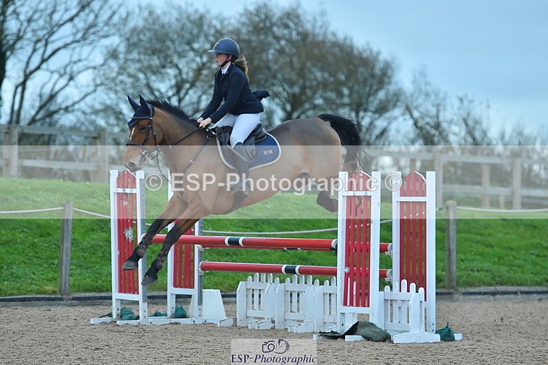 231119A-151026-06366 - Sun Cls 11-13 Children on Horses 90cm, 1m & 1.10m