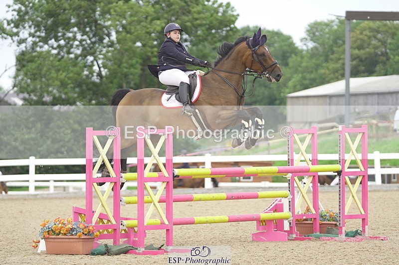 230810A-135412-02553 - Cls 4 1.05m Amateur Quali