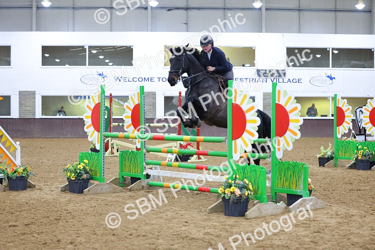 1I0A4760 - Class 9 - Senior Newcomers/ 1.10m Open