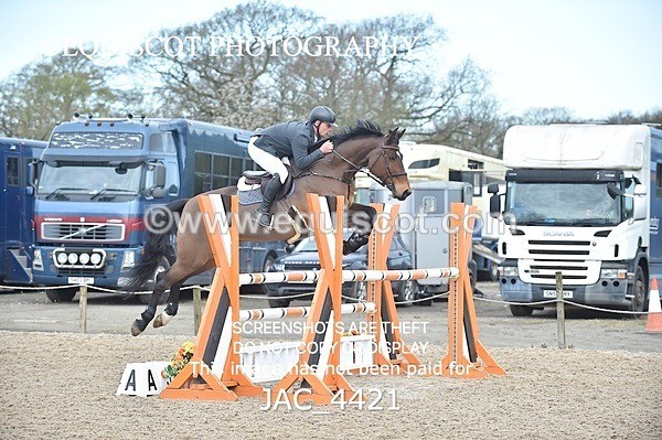 JAC_4421 - CLASS 10 SAT Senior Foxhunter/ 1.20m Open