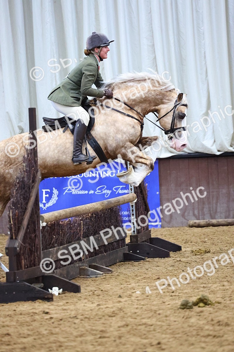 SBM_003505 - Class 37 - 80cm Training Stakes