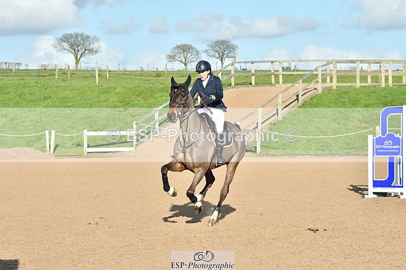 240306A-160400-02334 - Cls 5 Foxhunter and 1.20m Open
