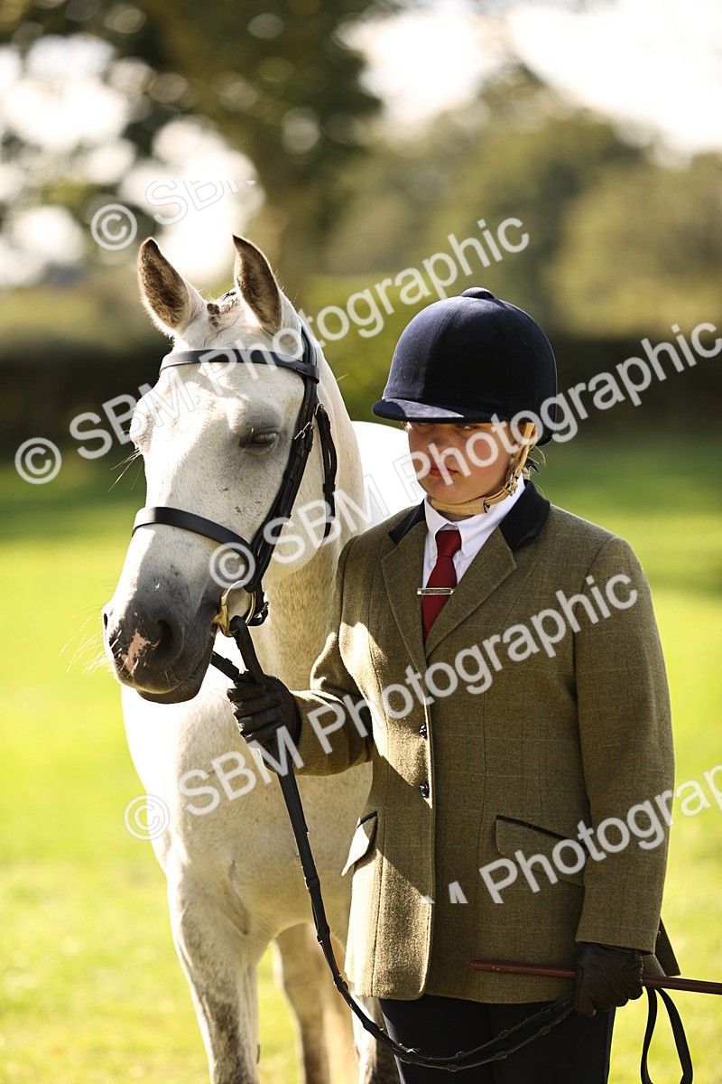 SBM_26191 - S5 - Novice & Newcomers In Hand