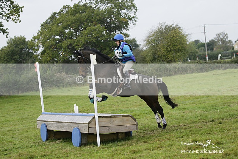  WWHT 171021 1053 - Open Novice (0.80m)  17/10/21