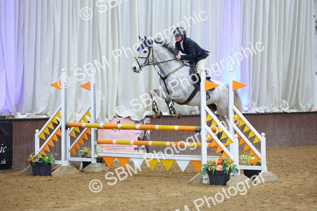 SBM_010059 - Class 21 - Nupafeed Supplements Senior Discovery/ 1m Open - First Round (1.00m)