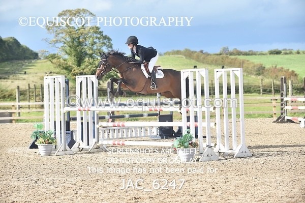 JAC_6247 - CLASS 9 SAT Pony Foxhunter/ 1.10m Open