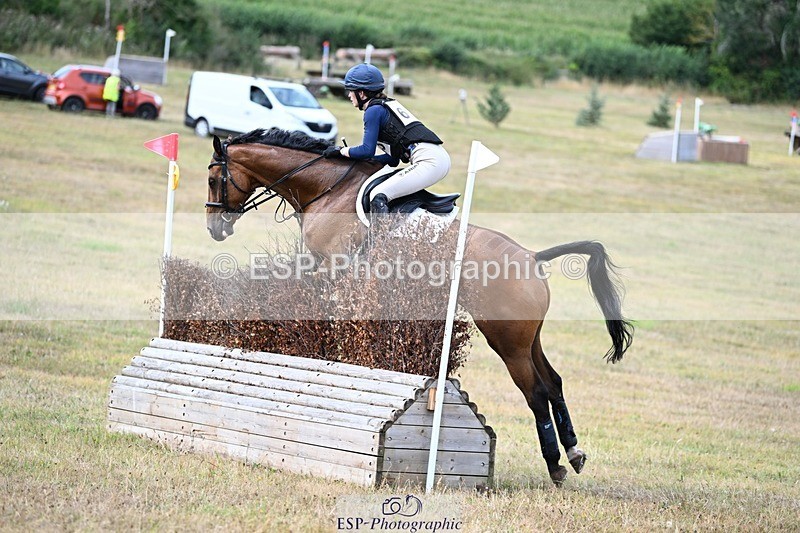 250803A-154408-16351 - O-683-Katie.Corbin-SPORTSFIELD.U2