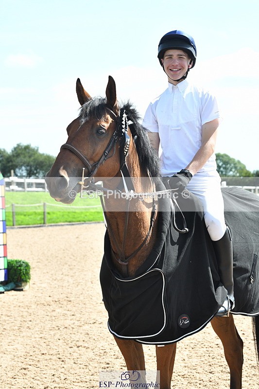 230903A-134533-04857 - Cls 15B U21 Intro 1m