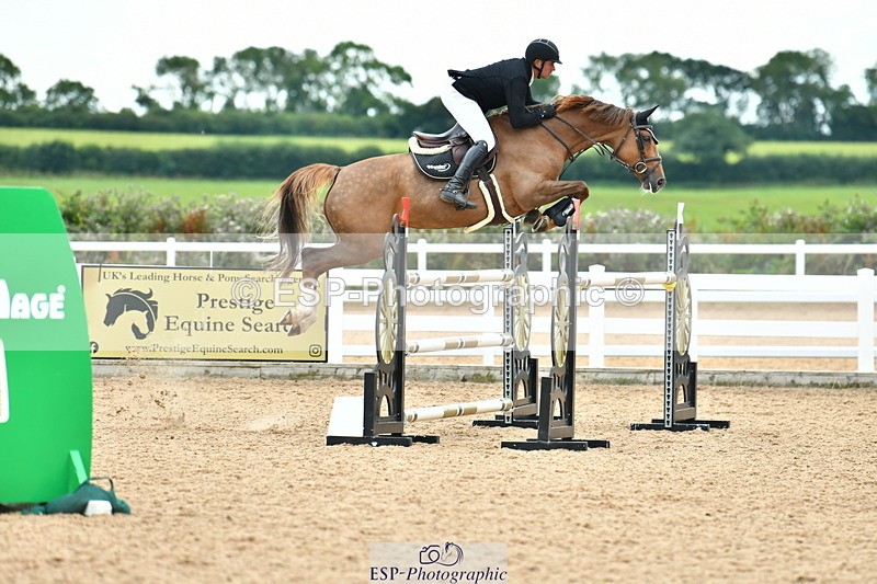 230721A-141600-06818 - Cls 22, 1 Star Gold 1.30m