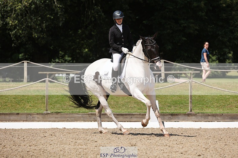 240719-121259-01614 - 123-Michelle_Wallis-Alvescot_Winning_Mood