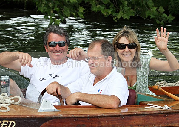 100703 HOOF ARTED  IMG_1468 - HENLEY ROYAL REGATTA 2010