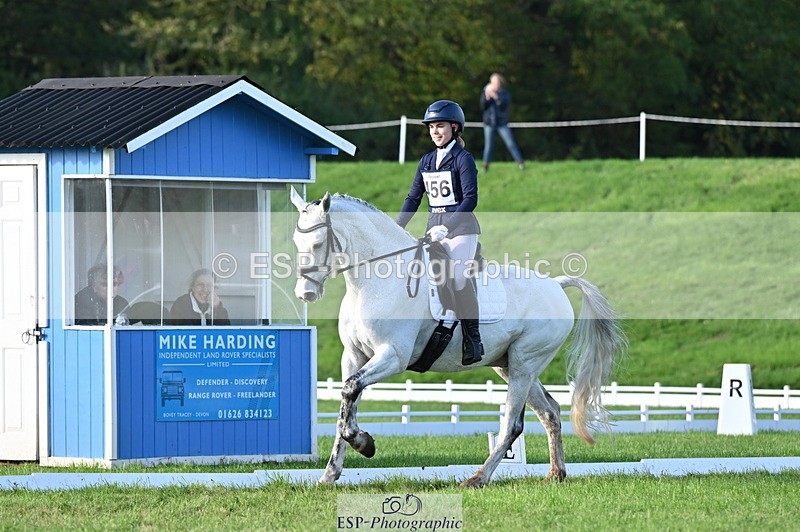 251024A-103432-08077 - F-456-Sophie.Hilliard