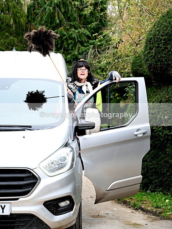 WJ7_6451 - Berks & Bucks - Children's Meet - The Old Farmhouse – Steventon.