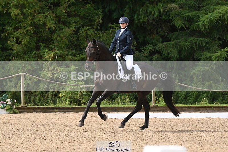 250719A-101228-03289 - 049-Veronica.Roberts-For.J'Adore