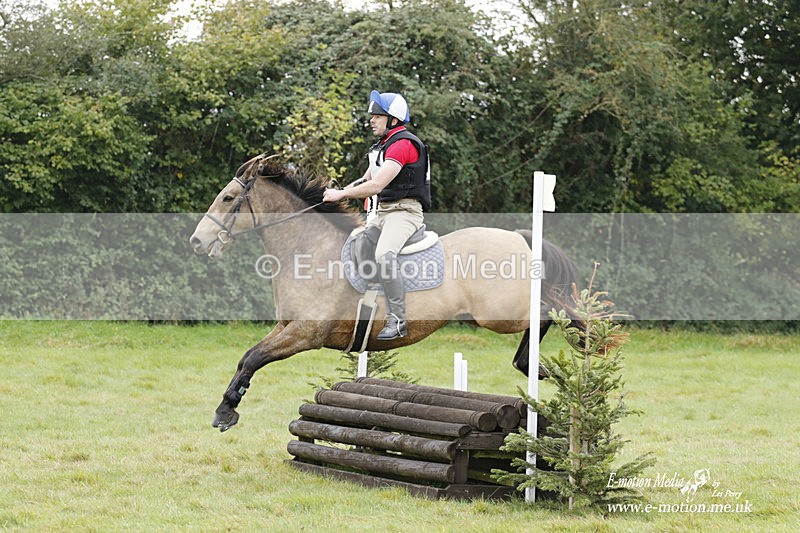  WWHT 171021 1961 - Novice Pairs (0.80m)  17/10/21