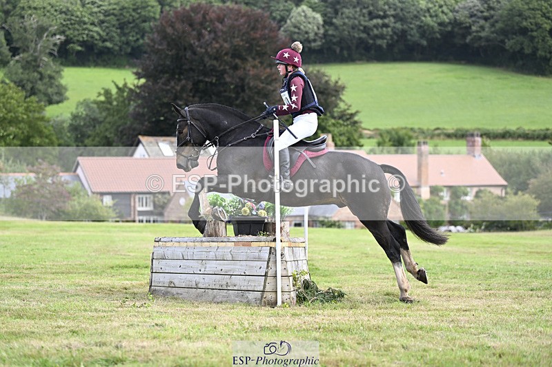 240825X-111501-32474 - 70cm XC 11.00 to 12.00