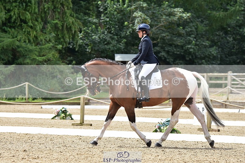 250719A-124748-05723 - 074-Victoria.Hamlyn-White-Langaller.Tarak