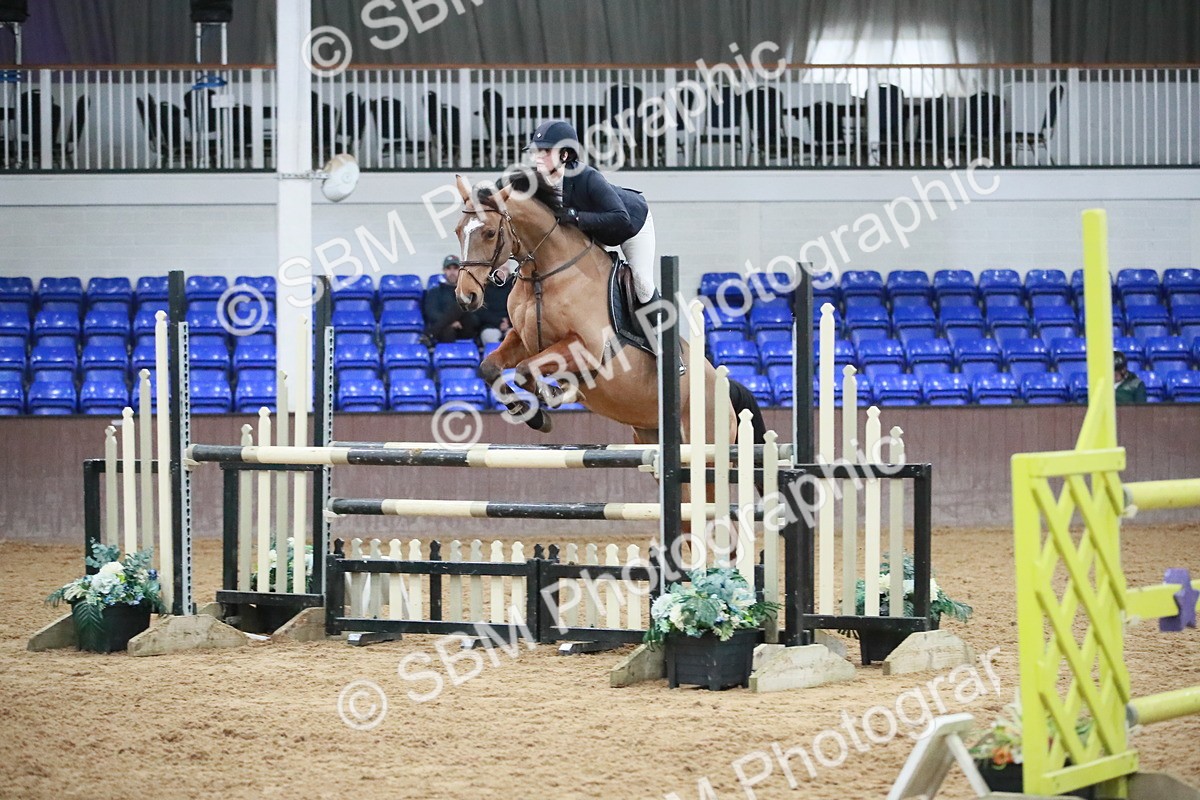 SBM_001229 - Class 4 - Senior Newcomers - 1.10m Open