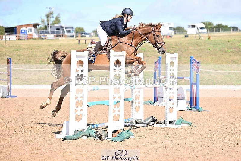 250827B-132037-00537 - Cls 4 Snr Newcomers 1.10m