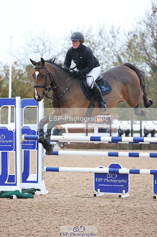 231112A-132703-04468 - Cls 20 Newcomers & 1.10m Open