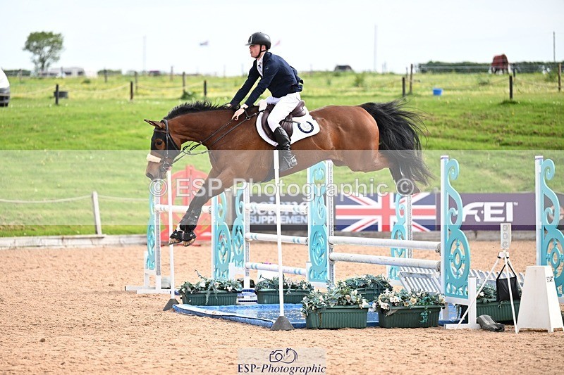 260507-100240-01379 - Cls 1 Snr Foxhunter