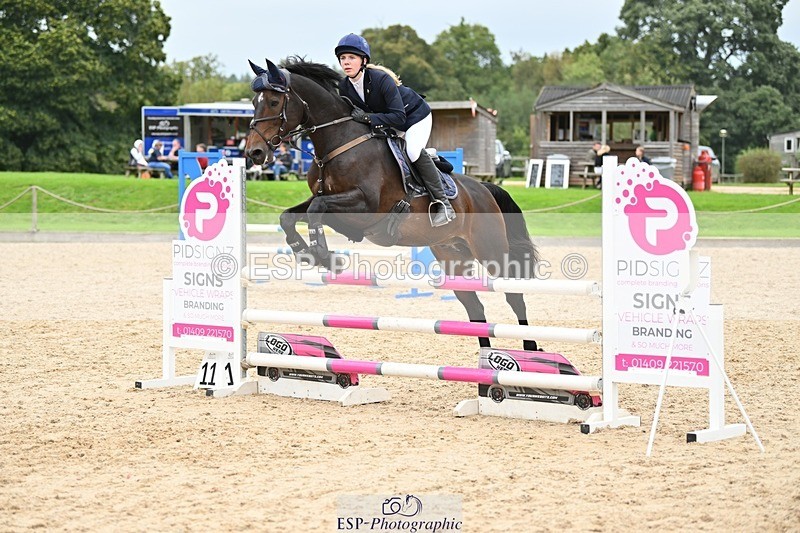 230930-163804-01438 - Cls 8 90cm Club