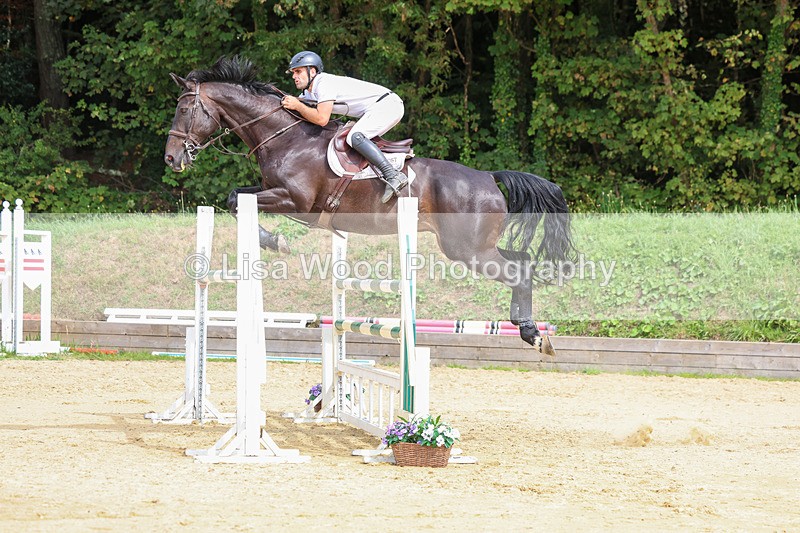 3E7A4516 - Class 9: Senior 1.30m open