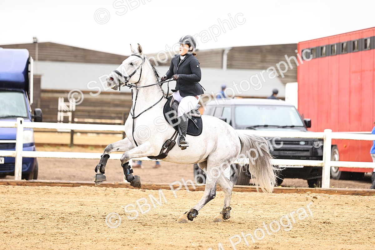 SBM_025163 - Class 9 - Senior British Novice - 90cm