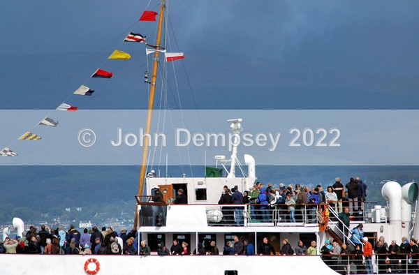 Boatful of Memories - Round Britain Farewell Trip for QE2