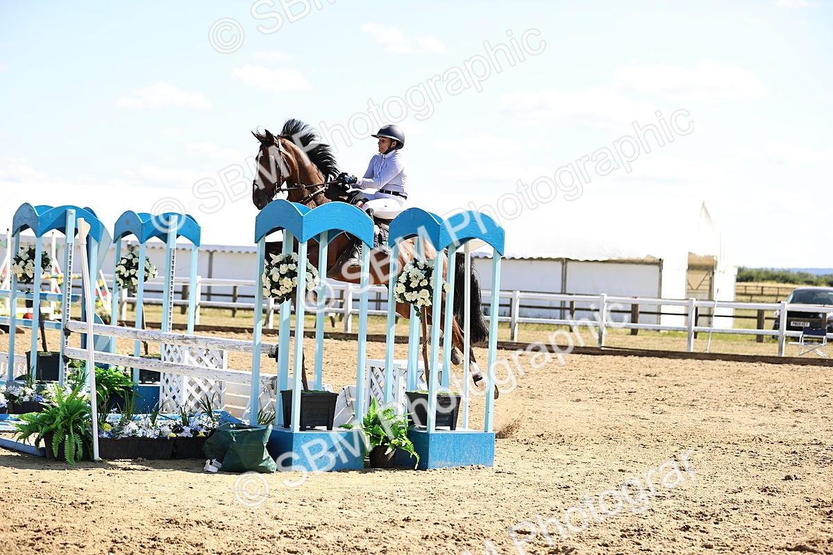 SBM_015633 - Class 16 - Senior foxhunter - 1.20m Open