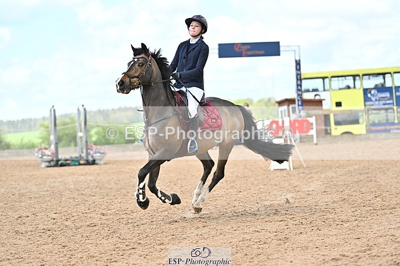 240504A-120318-01385 - Cls 3 Pony Discovery & 90cm Open