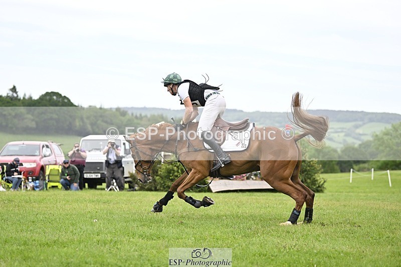 240525-154328-16872 - 223-MORNINGSTAR_VAN_ALTRIDO-Max_Warburton