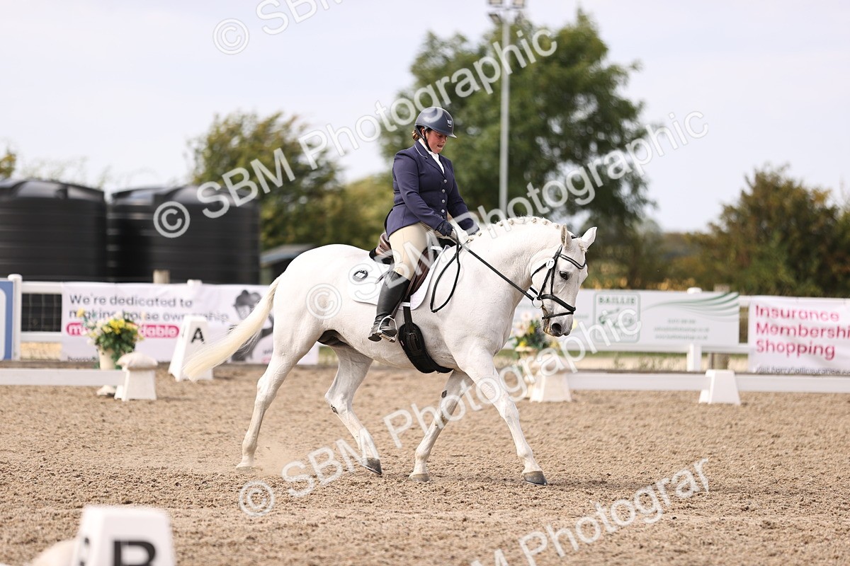 SBM_06097 - Class 37 Novice 5