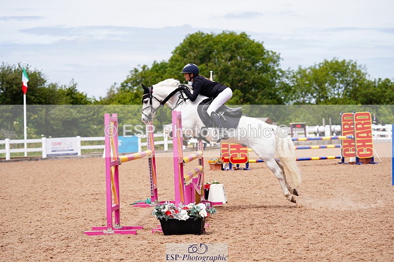 240629A-130348-05546 - Cls 18 Newcomers and 1m Open