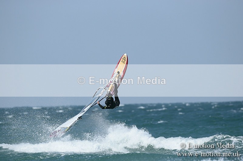 WS 020413-62 - Windsurfing