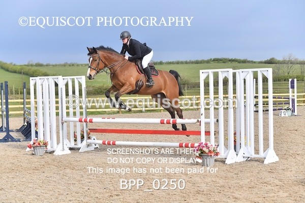 BPP_0250 - CLASS 2 FRI Senior BritiNovice/ 90cm Open