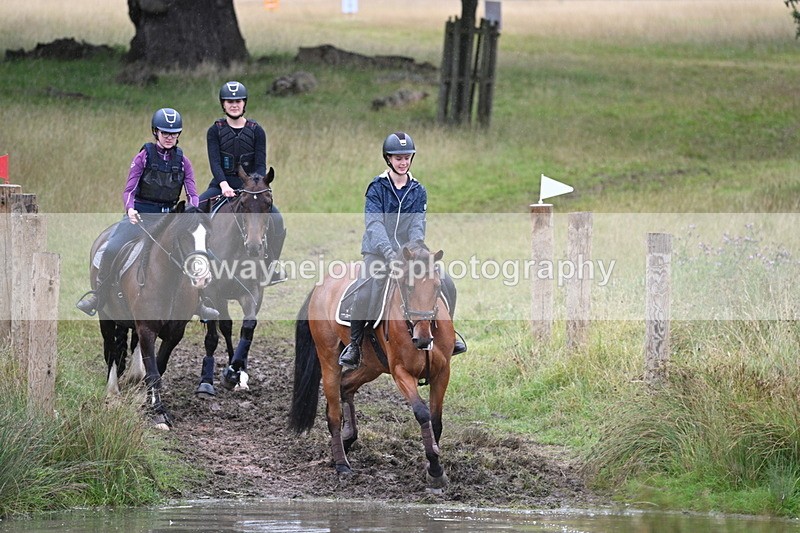 WJ7_5720 - Time at Water 14:54 to 15:14