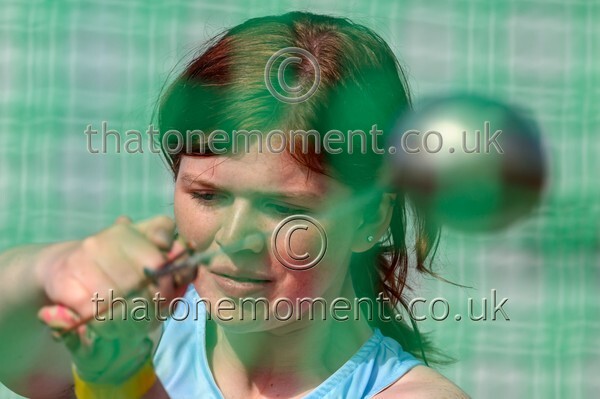 Age25SUN-928275 - Field Female Set One