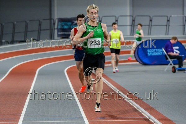StudInd-915802 - Track Male Set Two
