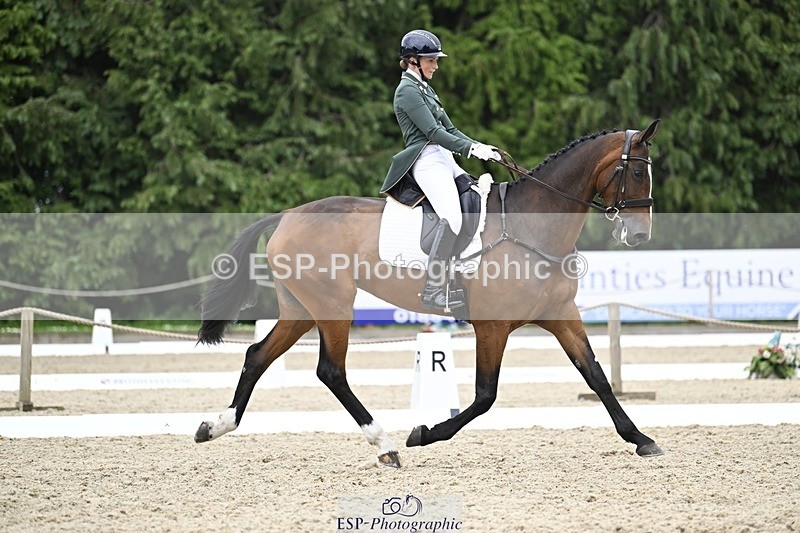 240523-153230-05235 - 436-IRENE_LEVA-Susie_Berry