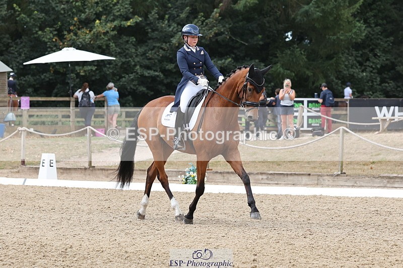 250809A-113703-02791 - 071-Abbie.NewburySeagry.Viceroy