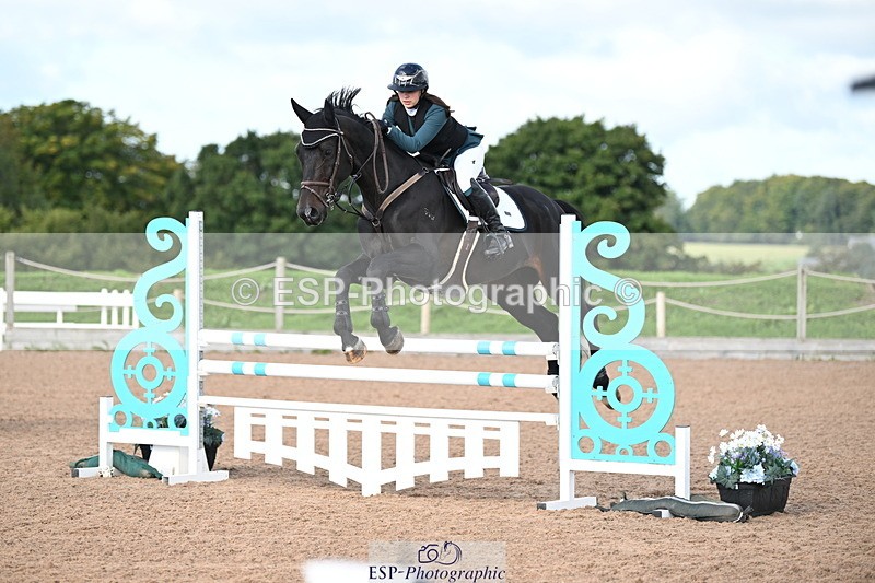 240912A-095608-00294 - Cls 1 Snr 1.05m & 1.10m Open