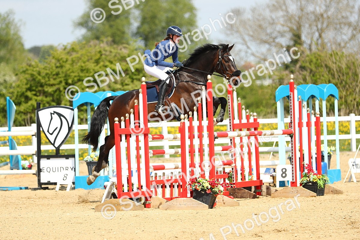 SBM_001339 - Class 5 - Senior Foxhunter 1.20m