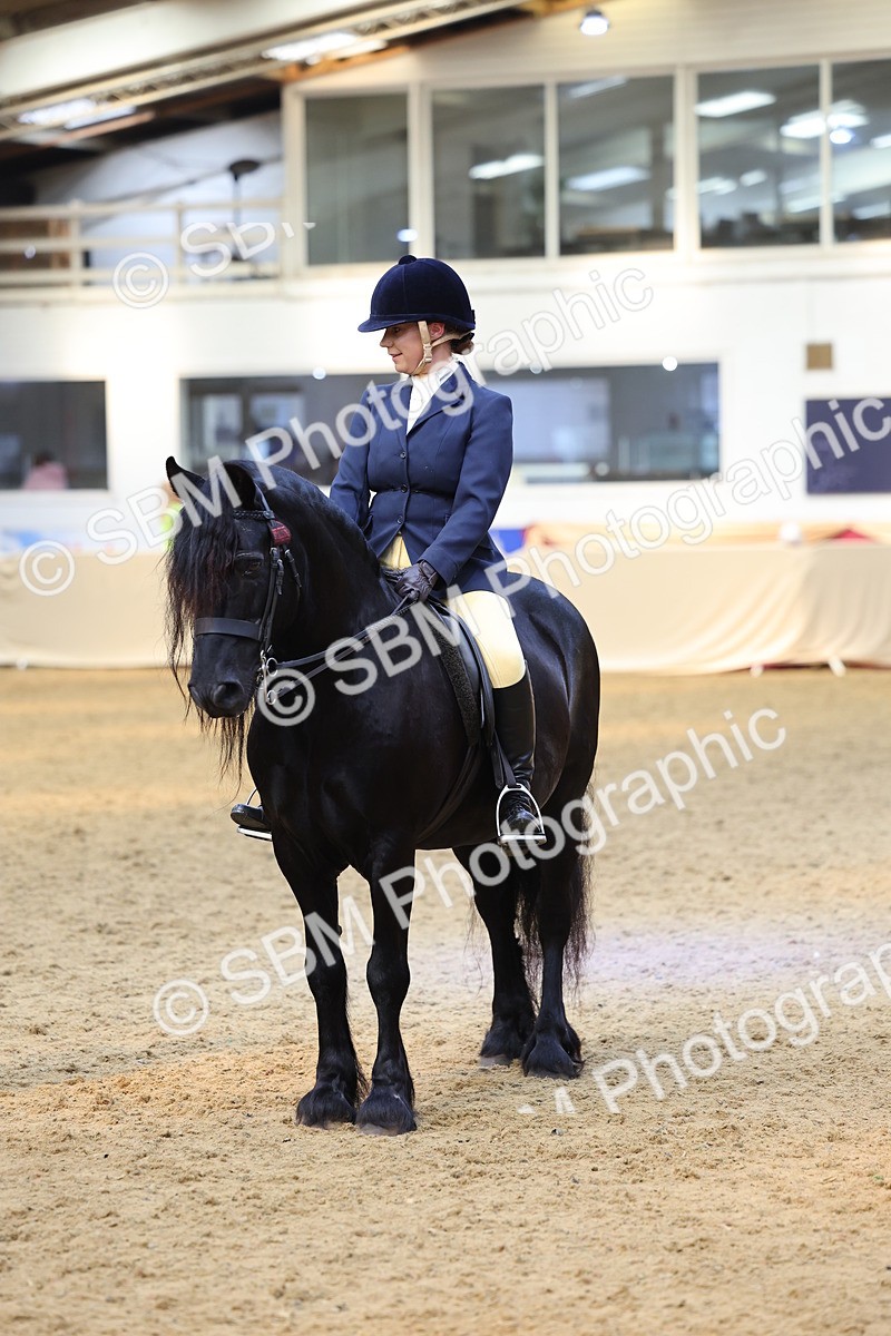 SBM_23985 - Class 905 - Supreme Final - Ridden Veteran