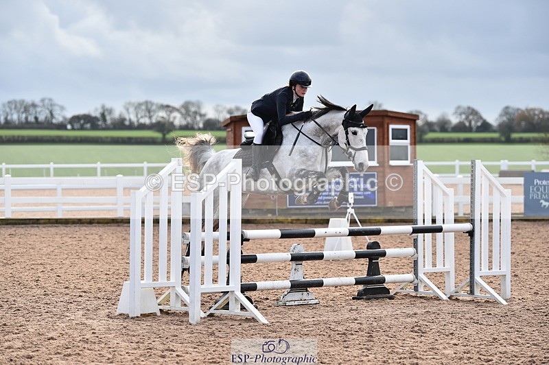 231203A-125800-01238 - Cls 9+10 Children on Horses 1m & 1.10m