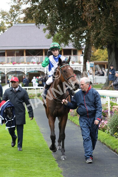 yr07102022r2-42 - Race 2 2.40pm William Hill Autumn Mile