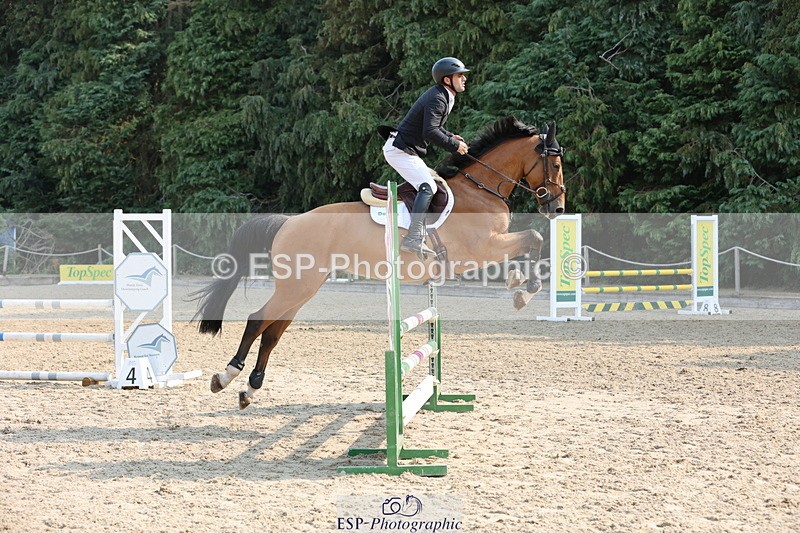 250816A-101940-00658 - Cls 3 Snr British Novice