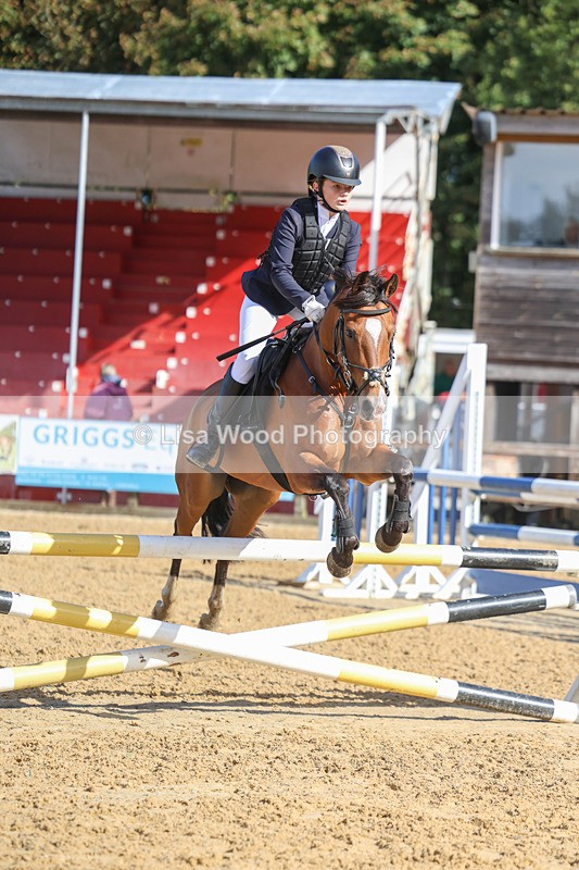3E7A8356 - Class 4: Pony British Novice/80cm Open