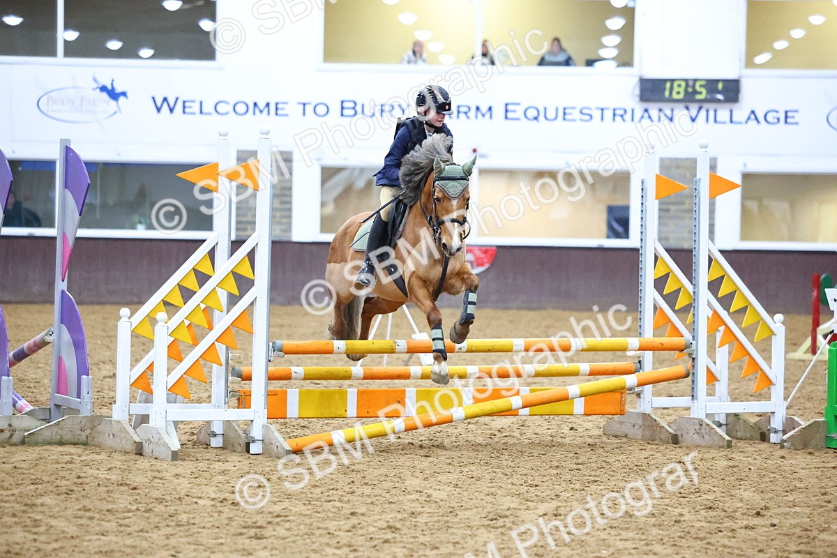 SBM_001509 - Class 4 - Festive Fences - 70cm